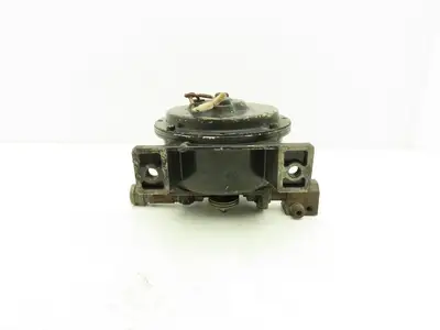 Yaskawa Electric PMEE-12-KB31 Welder Wire Motor Feeder 24V Size 0.9-1.0 Roller