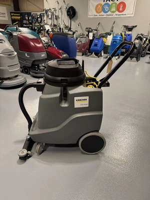 Karcher NT 68/1 Wet Vac with Front Mount Squeegee NEW