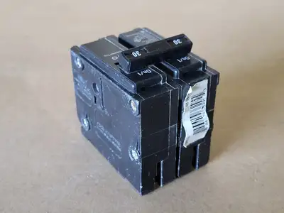 USED CUTLER-HAMMER BR230