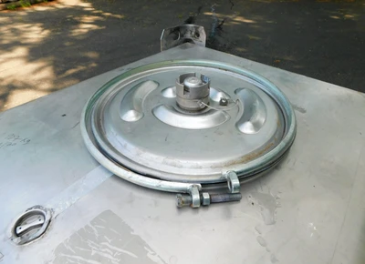 USED HOOVER MATERIALS 350 GALLON