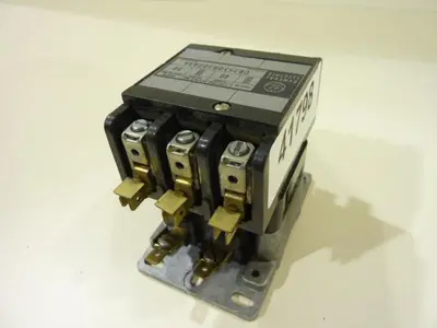 USED GENERAL ELECTRIC / GE CR253DB302AAA