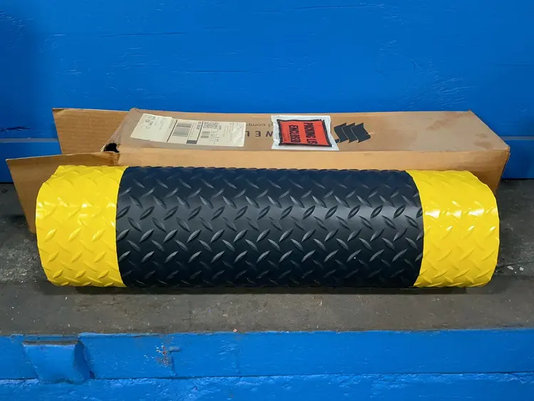 Used WEARWELL 415.916X2X3BYL Miscellaneous MRO Ohio US | HGR 24 #1323362