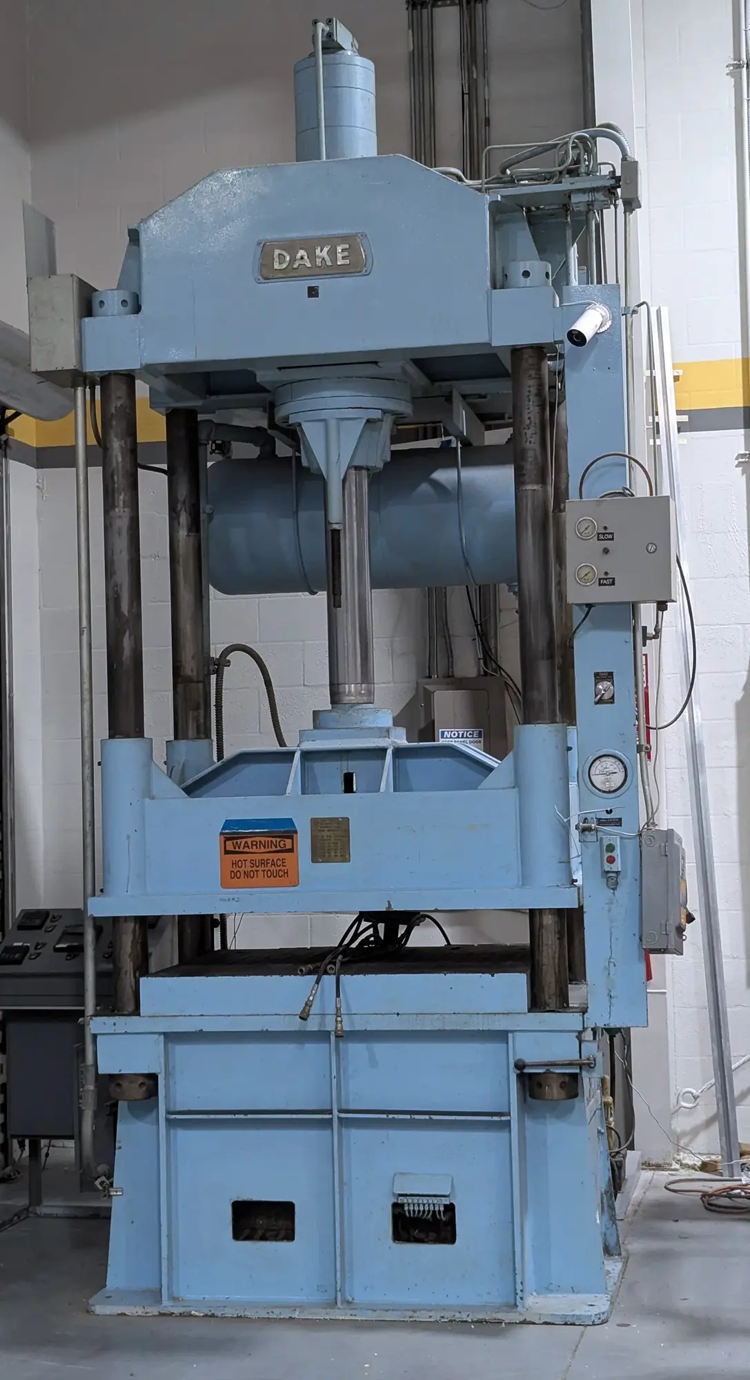 USED 1980 DAKE 18-293