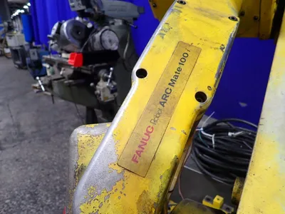 Used 2000 FANUC ARC MATE 100I Robots Ohio US | HGR 24 #1266328