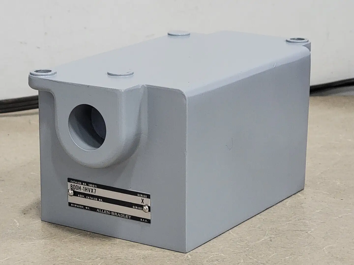 USED ALLEN-BRADLEY 800H-1HVX7