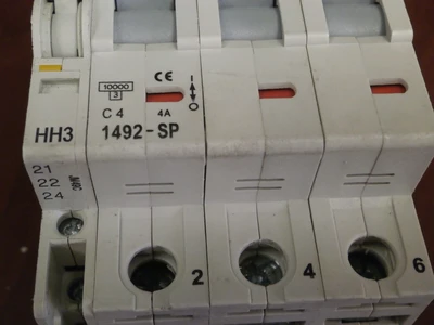 USED Allen-Bradley 1492-ASPHH3