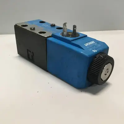 USED VICKERS DG4V-3-2A-M-U-H7-60
