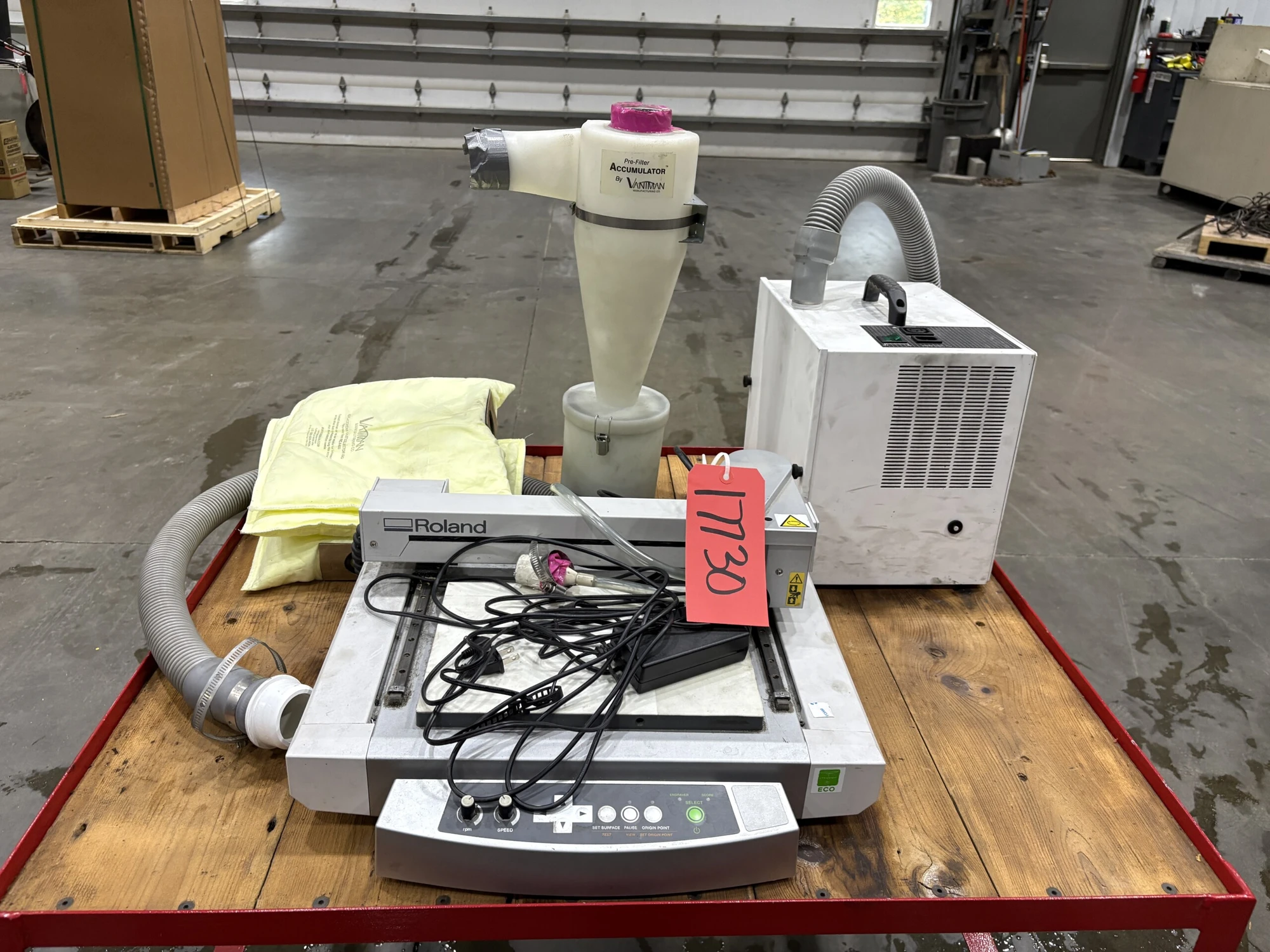 USED ROLAND EGX-30A DESKTOP ROTARY ENGRAVER