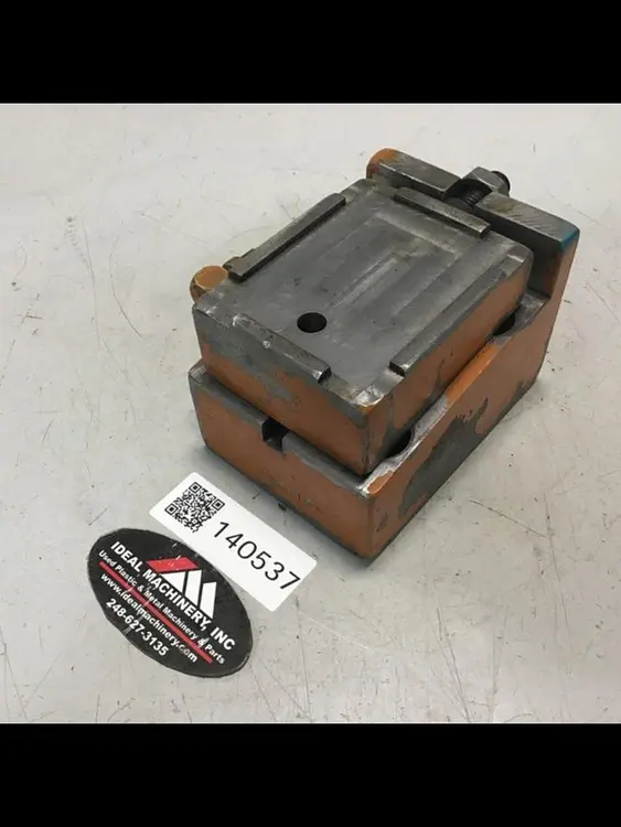 Used CINCINNATI MILACRON 3955175 Clamps Michigan US | Ideal Machinery #603670