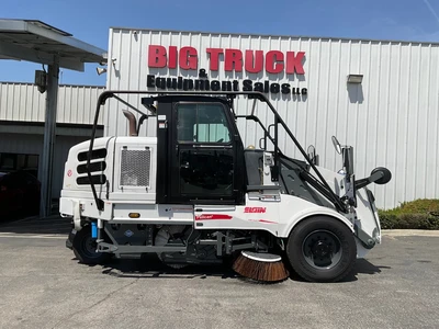 Used 2019 ELGIN PELICAN Street Sweeper California US | Big Truck & Equipment #1412265