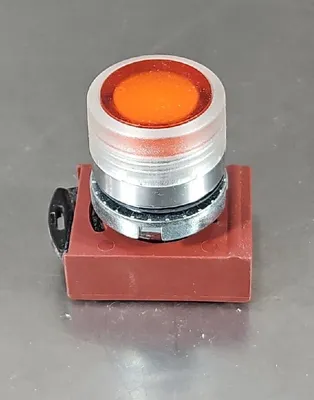 GE P9CPLAGD Pushbutton Switch. Loc 4E-1