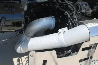 Used 2019 VOLVO VHD64B200 Vacuum Truck Texas US | Roll Off Truck World #1492017