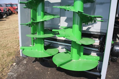 New | in-Stock 2026 TUBELINE NITRO 440LS Manure Spreaders Pennsylvania US | Zimmerman Farm Service #1410425
