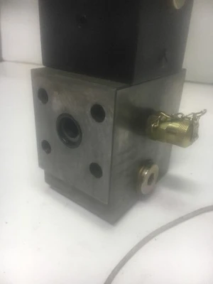 USED Vickers XFD50RH-AHD