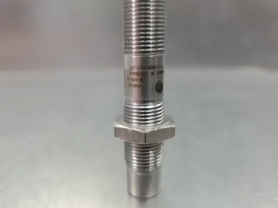 USED Allen-Bradley 872C-M4NP12-D4