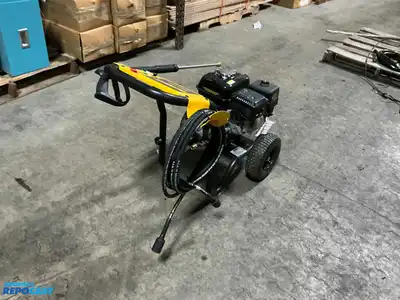 DeWalt 3600 PSI 2.5 GPM Model DXPW61299 Pressure Washer