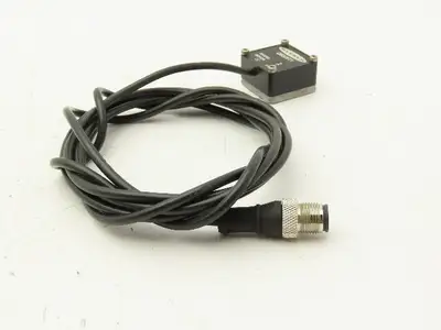 Banner QM30VT1 Industrial Vibration Temperature Sensor Magnetic Mount 80" Cord