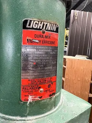 Used LEE INDUSTRIES 30 U Stainless Steel Tanks Quebec CA | Carter-Wilson Equipment Services #450991