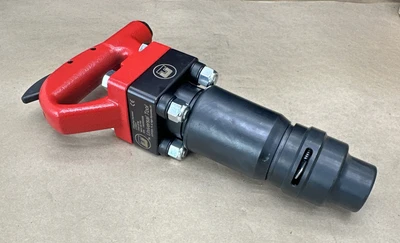 NEW Universal Tool UT8561R