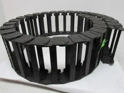 Igus 35.3.250 7" x 1-1/2" ID Drag Chain Cable Energy Chain 6'