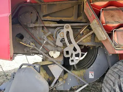 USED 2012 MASSEY FERGUSON 2170