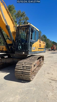 Used 2017 HYUNDAI HX330L Crawler Excavators North Carolina US | National Equipment Dealers #1436885