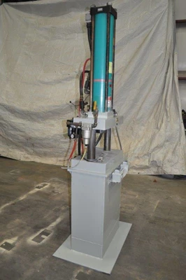 USED 1990 TOX PRESSOTECHNIK MB-50/C15