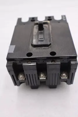 ITE  EE3-B020  3 POLE  20 AMP  240VAC  TYPE EE3  Circuit Breaker STOCK B-622