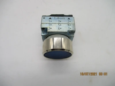 New DC462819 Blue 24 vac/dc Illuminated Pushbutton
