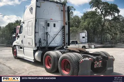Used 2013 FREIGHTLINER CASCADIA Conventional trucks Florida US | Proxy Equipment #1384950