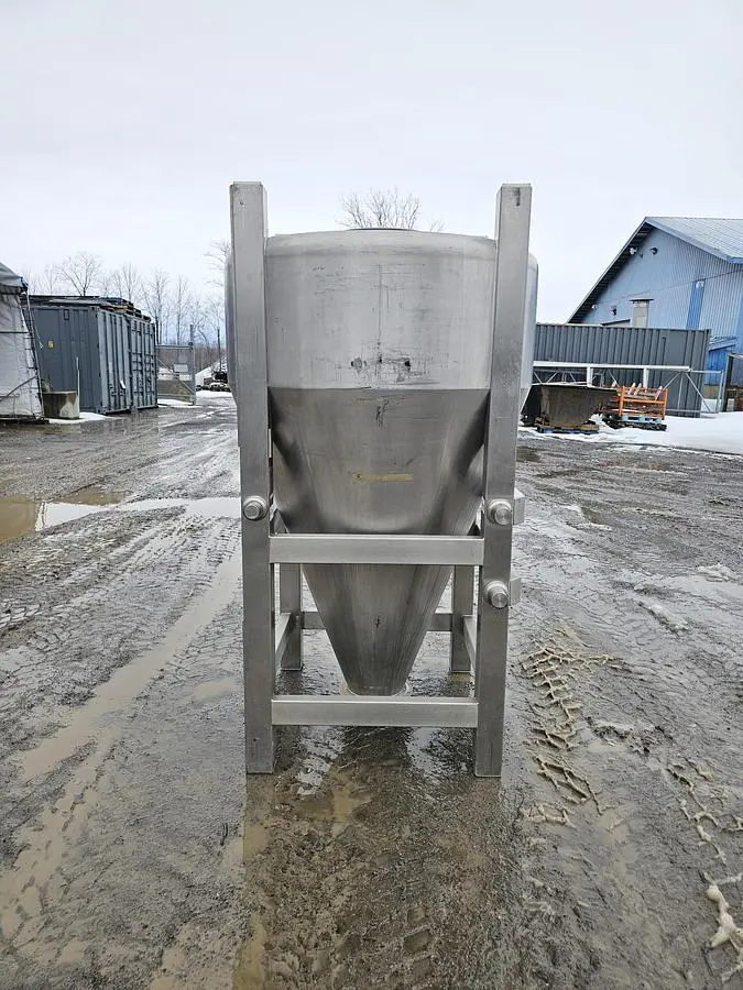 Used 310 Gallon Tank (Tote), Stainless Steel