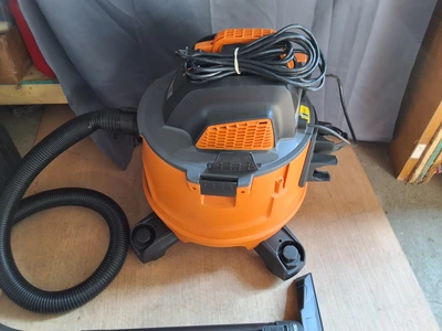 Used _UNKNOWN_ _UNKNOWN_ Wet/Dry Vacuums Michigan US | Miedema Asset Management Group #1323971