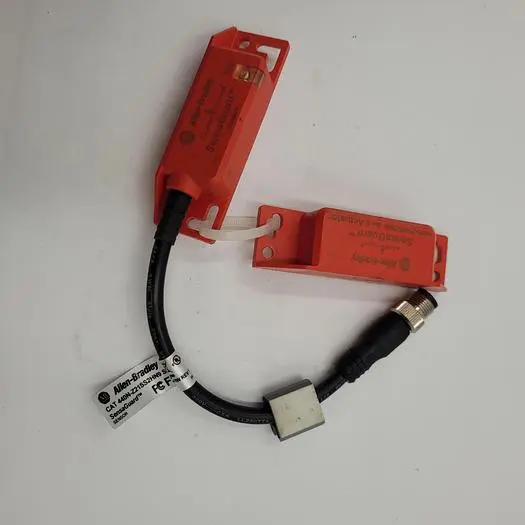 New | in-Stock ALLEN-BRADLEY ALLEN BRADLEY SENSAGUARD STANDARD CODE ACTUATOR  440N-ZPRECMB SER B WITH 440N-Z21SS2HN9 CORD Parts (Hydraulics and Pneumatics) | ND Industrial Surplus #1219780