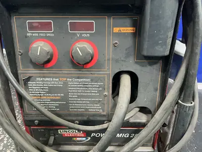 Used LINCOLN ELECTRIC POWER MIG 255 Mig Welders Ohio US | HGR 24 #1333865