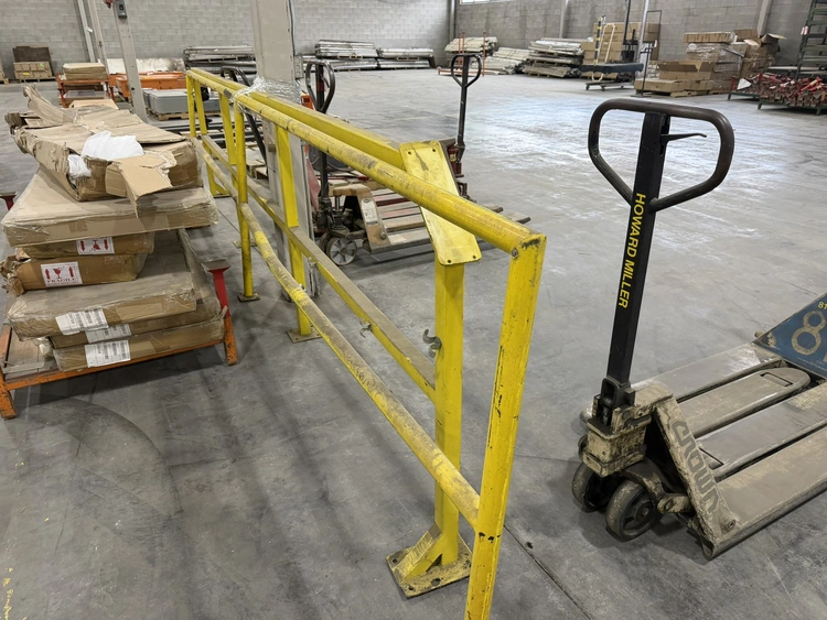 Used _UNKNOWN_ _UNKNOWN_ Guard Rails Michigan US | Miedema Asset Management Group #1143153