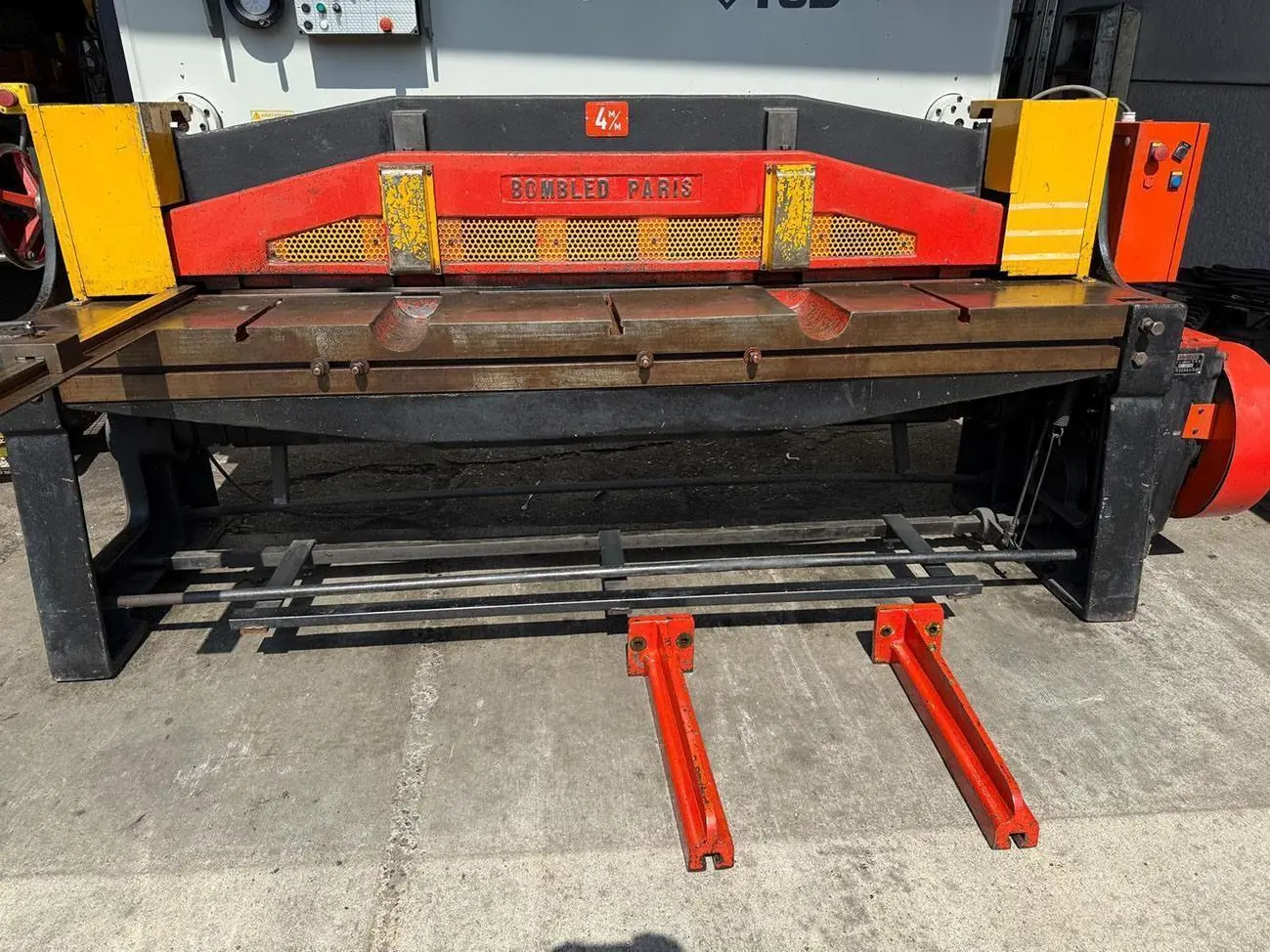 USED BOMBLED 2100 X 4 MM