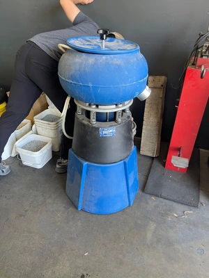 C&M TOPLINE TLV 75 Vibratory Machines | PM Machines (5)