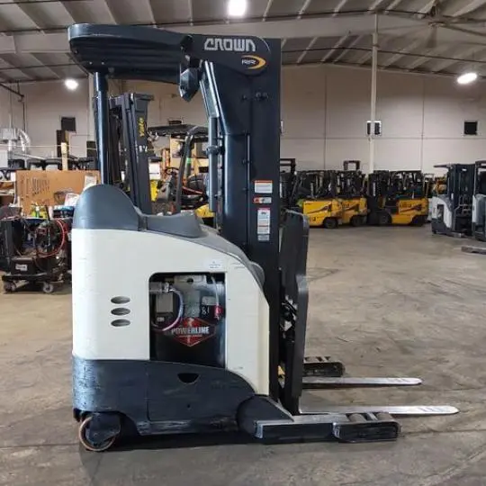 USED 2016 CROWN RR5725-45