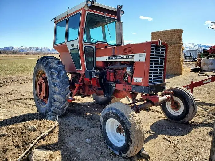 Used 1971 INTERNATIONAL 856 Tractor Loaders Idaho US | Berry Machinery #911164