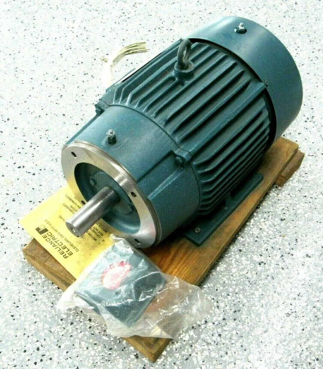 NEW RELIANCE ELECTRIC P21G3842A MOTOR 49GP21384201G 2 ZX 230/460V 3HP 213TC