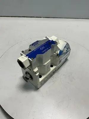 USED TOKIMEC VICKERS DG4V-5-2A-M-P7L-H-6-30
