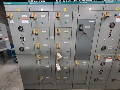 Used SIEMENS 8PX Misc Electrical & Power Parts British Columbia CA | Lenmark #253659