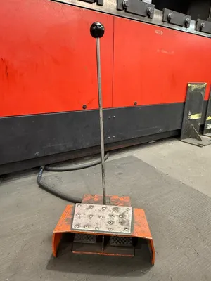 2003 AMADA HFE 130-3S Brake Press | ListingHippo (12)