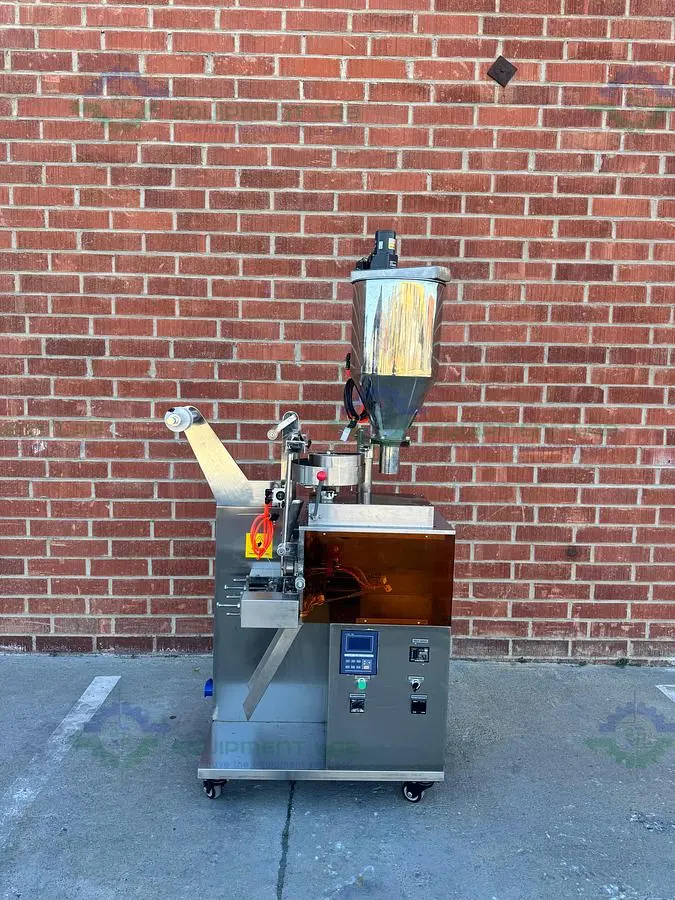 USED CHINESE DS-200A PACKAGING MACHINE 220V W/ SANCH S900.2S0.75G VFD
