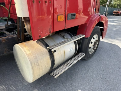 Used 2007 VOLVO VNM Conventional trucks Indiana US | Miedema Asset Management Group #1414504