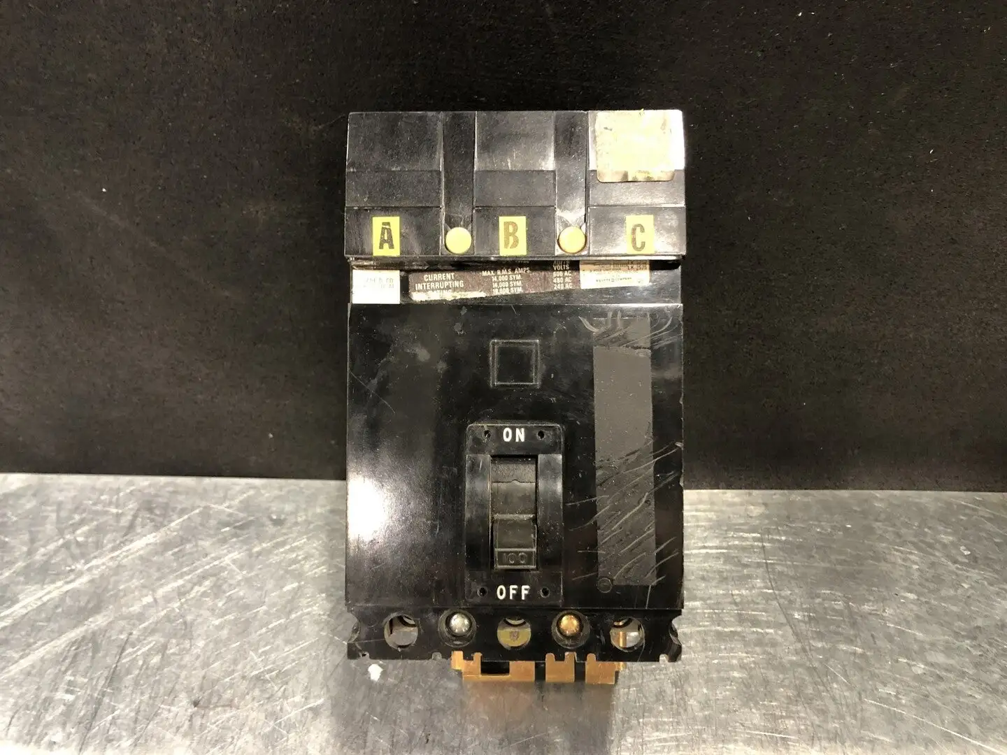 USED SQUARE D FA36100
