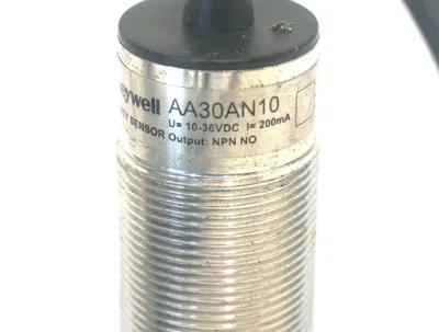 NEW HONEYWELL AA30AN10 PROXIMITY SENSOR