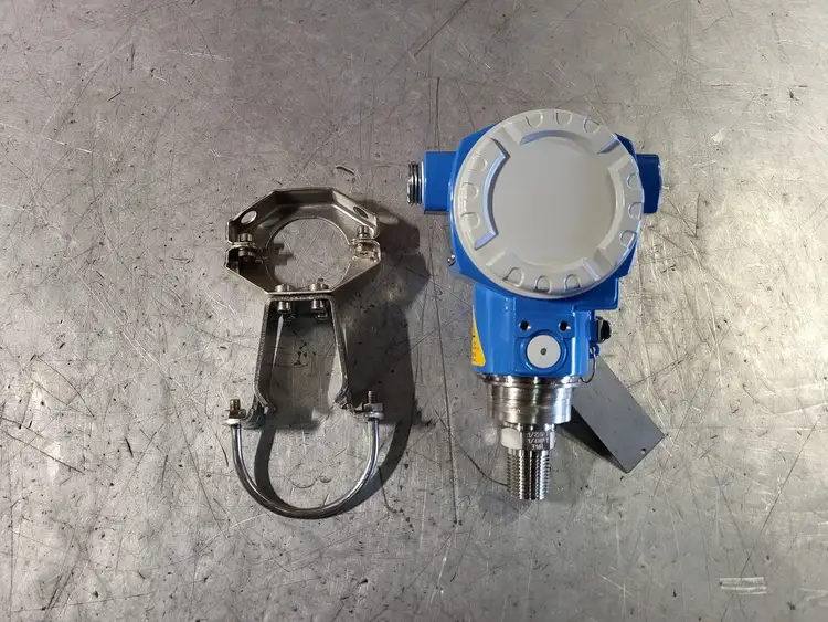 New | in-Stock ENDRESS+HAUSER PMP71-WCC1PB1RAAAU Misc Electrical & Power Parts British Columbia CA | Lenmark #252004