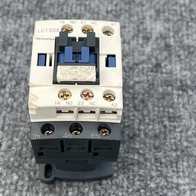 Used Schneider Electric LC1D09BD PLC Contactors California US | Davliegogo LLC #1706575