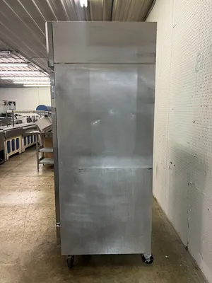 Used Continental Used Continental 2RSEN 36 1/4" Two Section Reach In Refrigerator Solid Doors 115v Refrigerators Illinois US | Falcon Restaurant Supply #1374959
